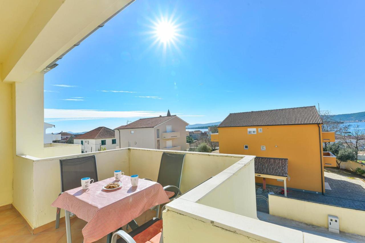 Apartments Adria Turanj Bagian luar foto