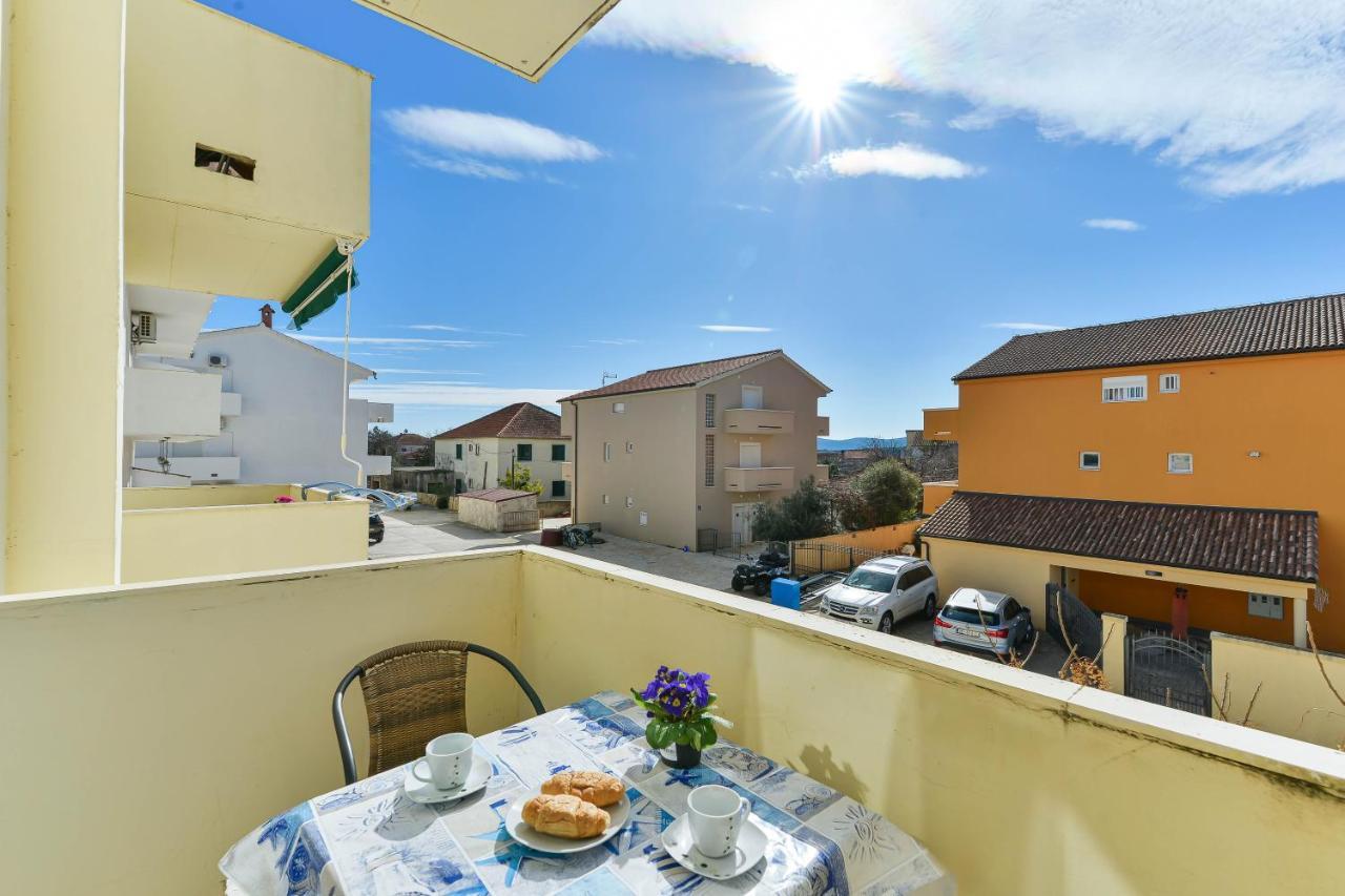 Apartments Adria Turanj Bagian luar foto