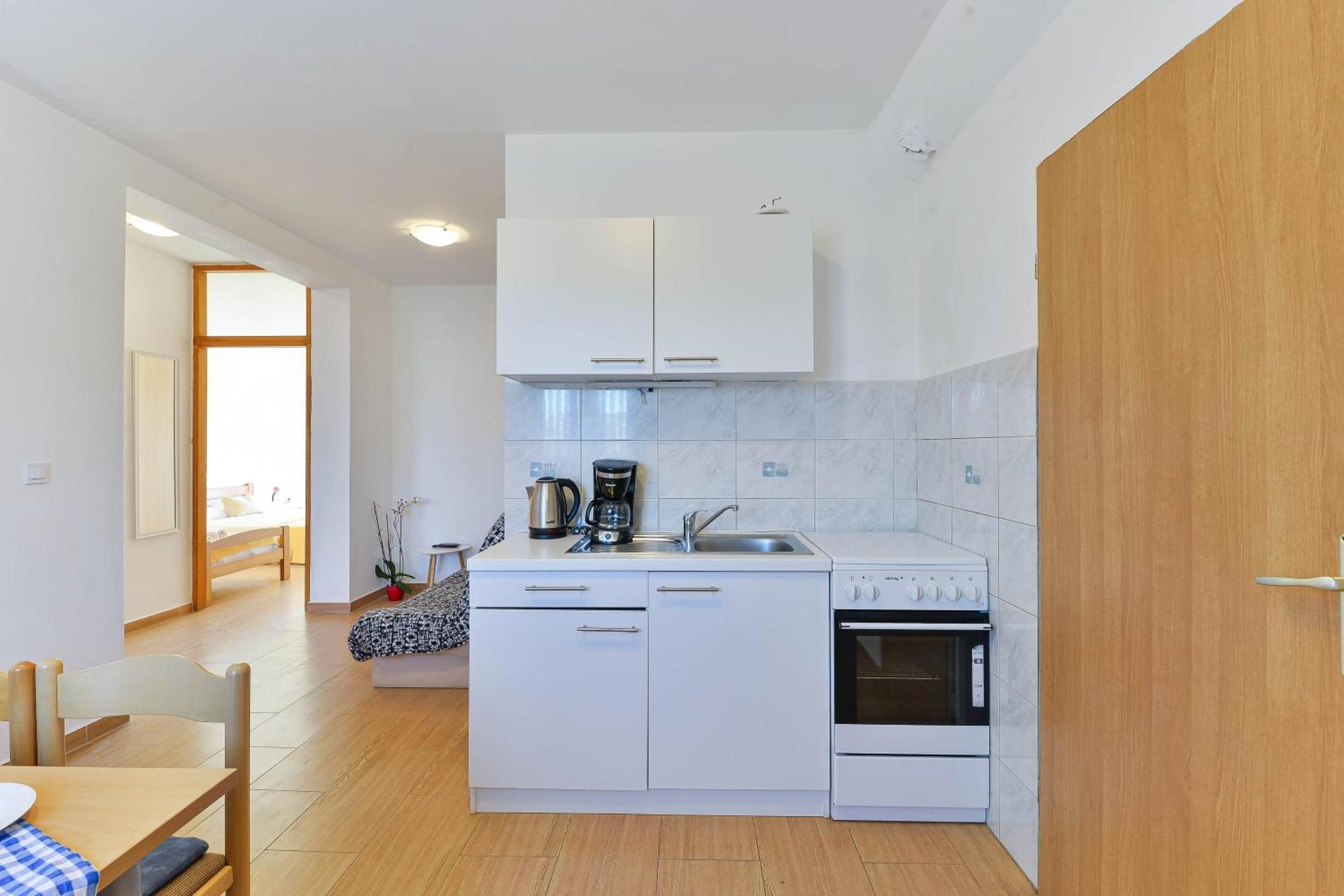Apartments Adria Turanj Bagian luar foto